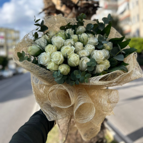 Alanya Çiçek Gönder 33 ADET BEYAZ GÜL